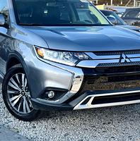 accesorios para vehiculos - Mitsubishi Outlander SE 4WD 2020