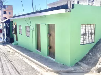 casas - SE VENDE CASA SUPER ECONOMICA EN LOS GIRASOLES 