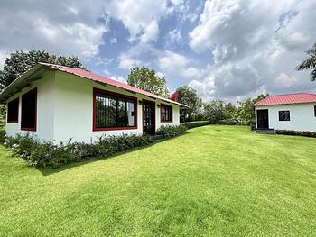 otros inmuebles - Venta de Finca con siembra de cereza 