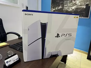 consolas y videojuegos - Consola PS5 SLIM 1TB Version Disco Nuevo $ 32,500 