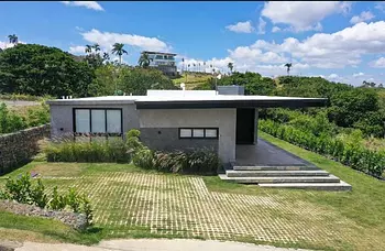 casas vacacionales y villas - Casa Estilo Minimalista Industrial en Jarabacoa