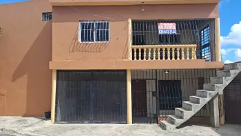 casas - De oportunidad se vende amplia casa