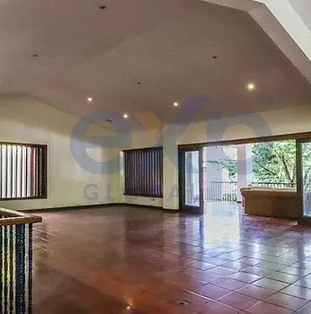 casas - Casa en Venta en Arroyo Hondo con solar de 5.200m2