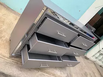 muebles y colchones - Gavetero en color gris sin espejo 