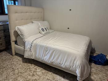muebles y colchones - Colchón y cama full- excelentes condiciones