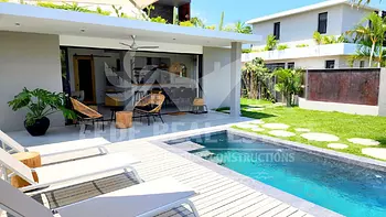 casas vacacionales y villas - VILLA DE 3 HABITACIONES CON PISCINA Y JACUZZI