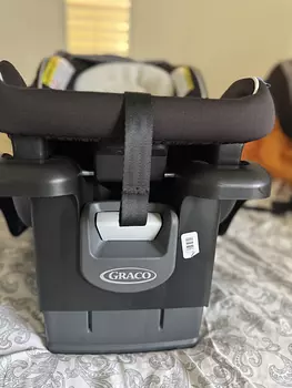 coches y sillas - Cart Seat como nuevo lo vendo con espejo retrovisor para carro