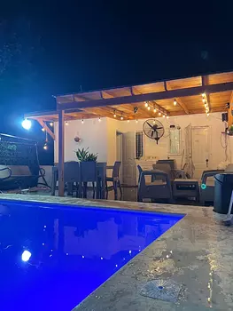 casas vacacionales y villas - venta de Villa con piscina en punta cana en bávaro a 8 minutos del downtown