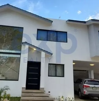 casas - Casa Villa en Venta en La Autopista Duarte