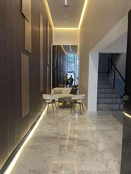 apartamentos - Apartamento en 2do nivel con terraza en Piantini 