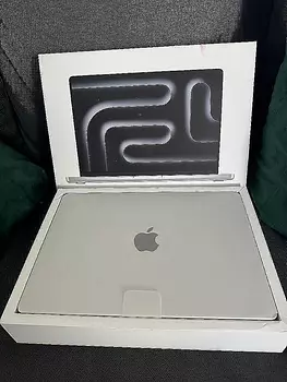 computadoras y laptops - MacBook Pro m4 chip de 14 pulgadas 16/1tb  2024 