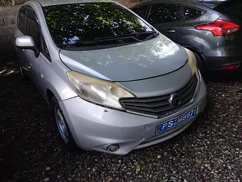 carros - NISSAN NOTE