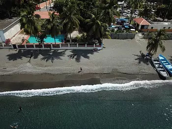 casas vacacionales y villas - Villa en playa Palmar de Ocoa con 4 habitaciones
