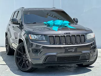 jeepetas y camionetas - JEEP GRAND CHEROKEE LIMITE 2015Unico Dueño