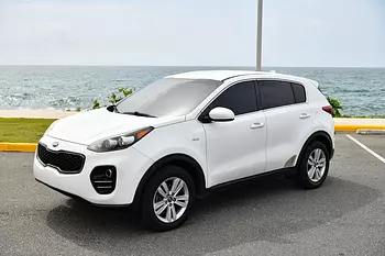 jeepetas y camionetas - Kia Sportage LX 4x4 2017 – en excelente condiciones. 📍 Santo Domingo, Distrito 