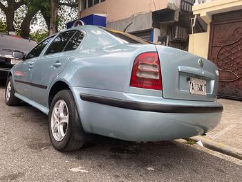 carros - Skoda Octavia año 2006