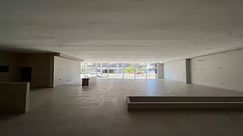 apartamentos - Alquiler comercial de edificio de 4 niveles