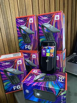 celulares y tabletas - Logic F6 
