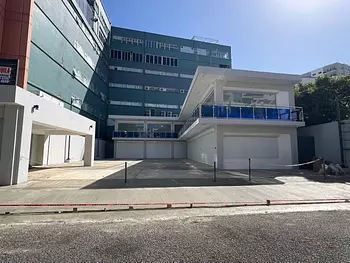 oficinas y locales comerciales - Locales Comerciales en la Romulo Betancourt nuevos desde 22Mts2 hasta 36.Mts2