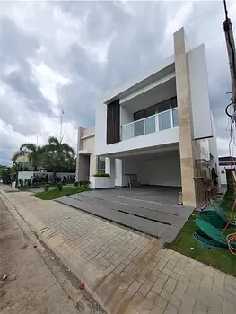 casas - Casa Nueva en Venta de dos niveles en exclusivo Proyecto cerrado.