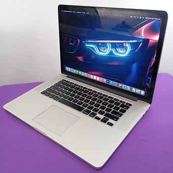 computadoras y laptops - MacBook Pro A1398 Core i7 2.2 Ghz  4 nucleos 2015 