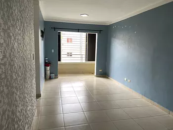 apartamentos - ALQUILO COMODO APART. EN 4TO PISO TERRAZA PRIVADA