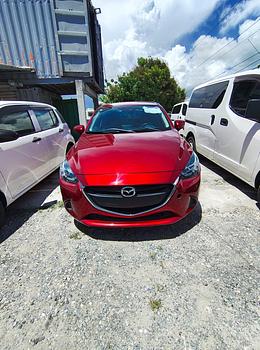 carros - Mazda Demio 2019