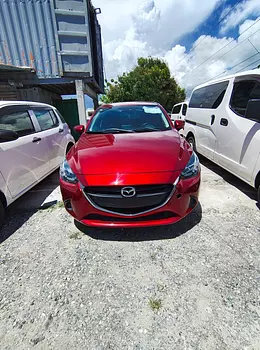 carros - Mazda Demio 2019