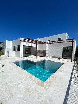 casas vacacionales y villas - Villa de 2 Habitaciones con Piscina en Punta Cana
