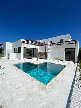 casas vacacionales y villas - Villa de 2 Habitaciones con Piscina en Punta Cana