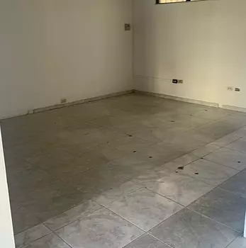 oficinas y locales comerciales - 🔵 Alquilo Local 150 mts 3er piso en los prados  para oficina 
