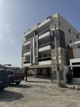 apartamentos - APARTAMENTO DE TRES HABITACIONES CON ÁREA PRIVADA EN EL TECHO 
