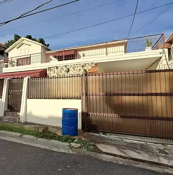 casas - Casa en Venta en Jardines del Sur 2 niveles