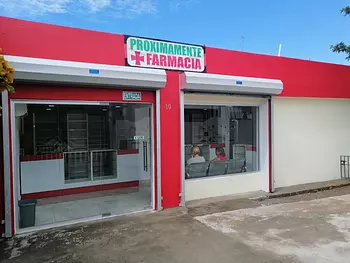 oficinas y locales comerciales - Local con farmacia aprobada