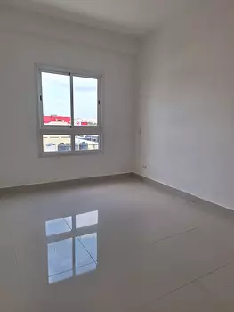 apartamentos - Rento apartamento sin amueblar millon