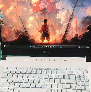 computadoras y laptops - Laptop MSI, 11va gen. Intel i7, rtx 3050ti