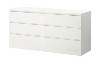 muebles y colchones - Gavetero color blanco comprado en IKEA