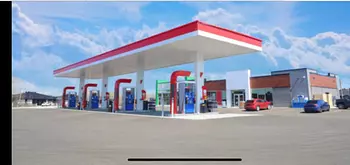 oficinas y locales comerciales - Vendo Estación de Gasolina en La zona Norte de Santiago