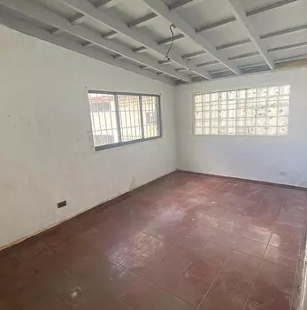 apartamentos - Alquilo Cómodo Y Amplio Local Comercial En Ensanche Naco 
Código: PD215
