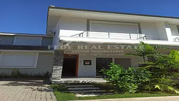 casas vacacionales y villas - VILLA DE 3 HABITACIONES CON PARQUEO Y JACUZZI