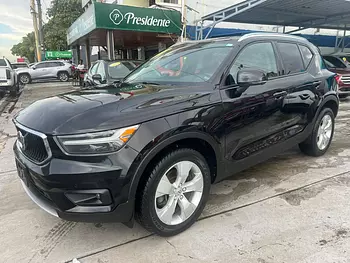 jeepetas y camionetas - Volvo XC40 Momentum 2022