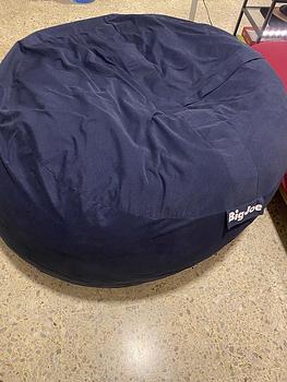 muebles y colchones - Vendo “Puff Big Joe” como nuevo
Precio negociable por motivos de viaje