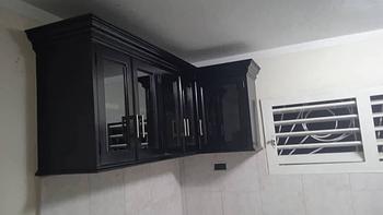 muebles y colchones - Gabinete pequeño negro a la medida 