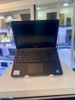 computadoras y laptops - Excelente Laptop Dell Latitude 3380 I3 6TA SSD
