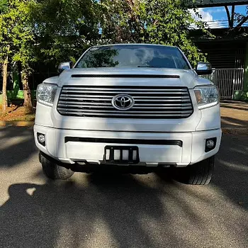 jeepetas y camionetas - Toyota tundra platinum 2017