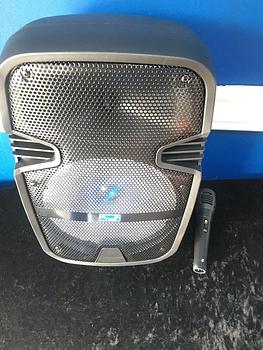 camaras y audio - Bocinas de 8 bluetooth