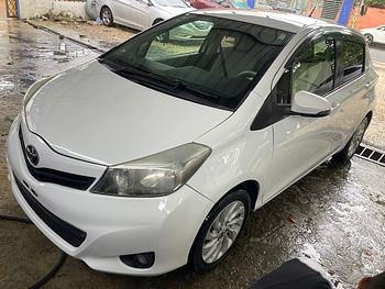 carros - Toyota Vitz 2013 Negociable 