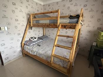 muebles y colchones - Se vende Camarote de madera en buenas condiciones!