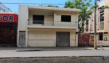 oficinas y locales comerciales - En Venta AV. 27 DE FEBRERO Amplio Local / Solar