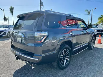 jeepetas y camionetas - Toyota 4 Runner Limited 2017 neumáticos Bridgestone nuevos!!!